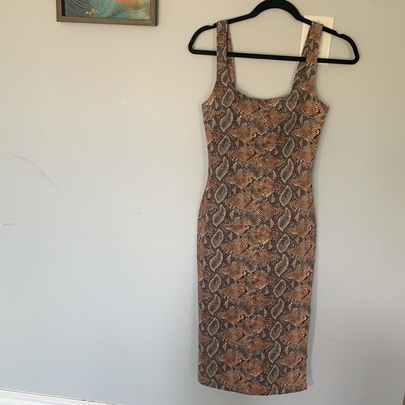 Because I have too many clothes 🥺 - Picture 4 of 4